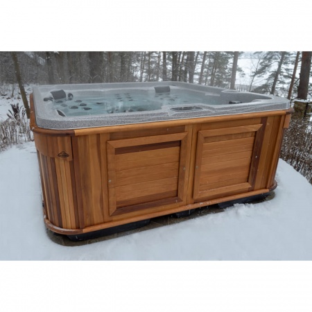 Гидромассажный спа-бассейн Arctic Spa Klondiker EPIC Гидромассажный спа-бассейн Arctic Spa Klondiker EPIC