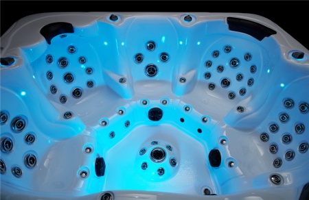 Гидромассажный спа-бассейн Joyee SPA Berlin